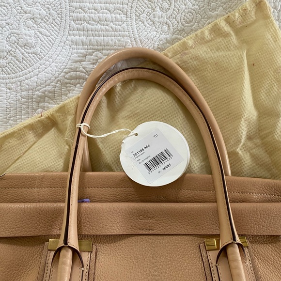 Brand new, authentic Chloe Porte Main bag in blush nude. Card of authenticity. - Picture 5 of 8